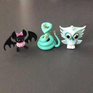 4 monster high accessories